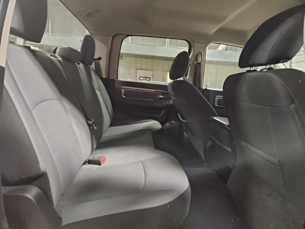 2022 RAM 1500 CLASSIC SLT photo 10