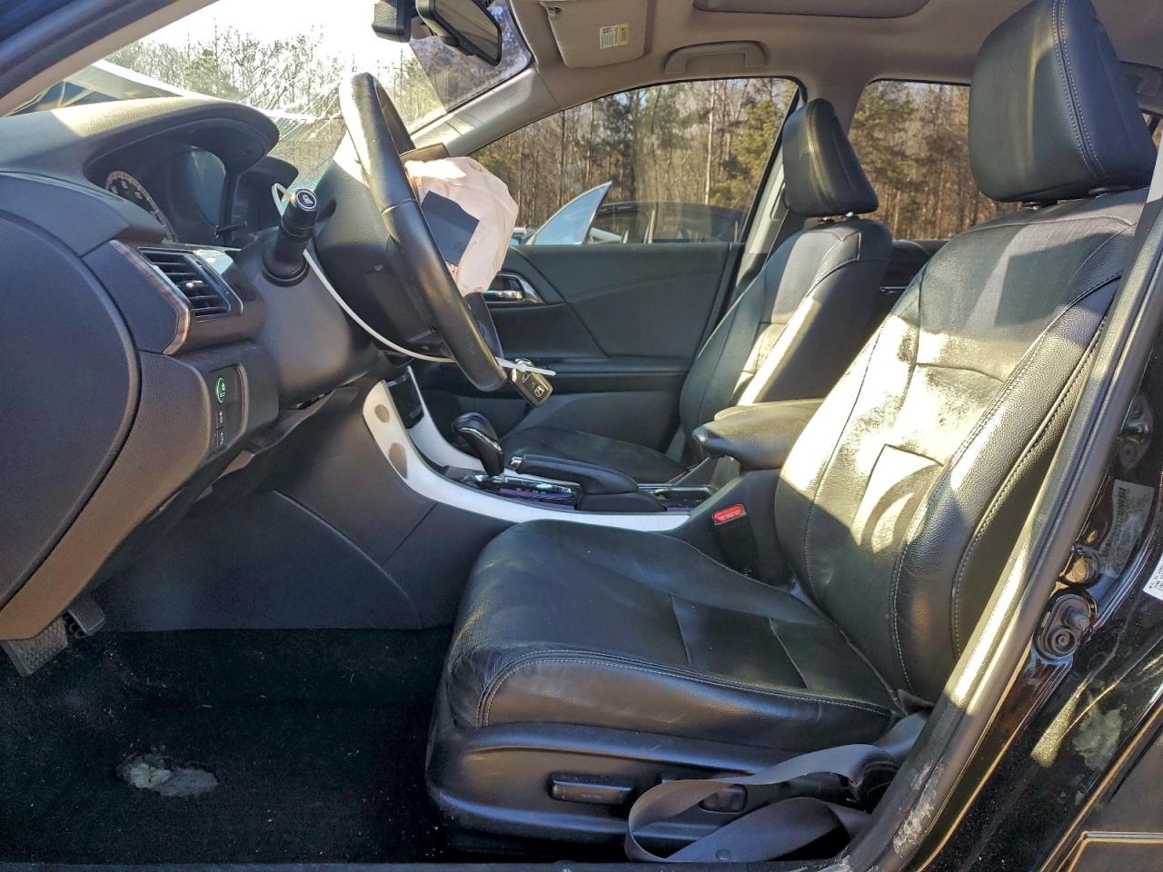 2017 HONDA ACCORD TOURING photo 7