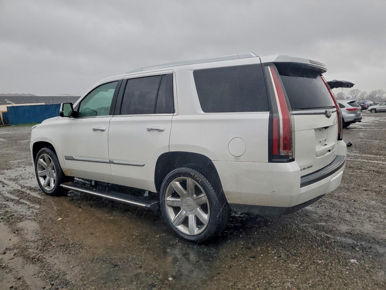 2020 CADILLAC ESCALADE PREMIUM LUXURY photo 2