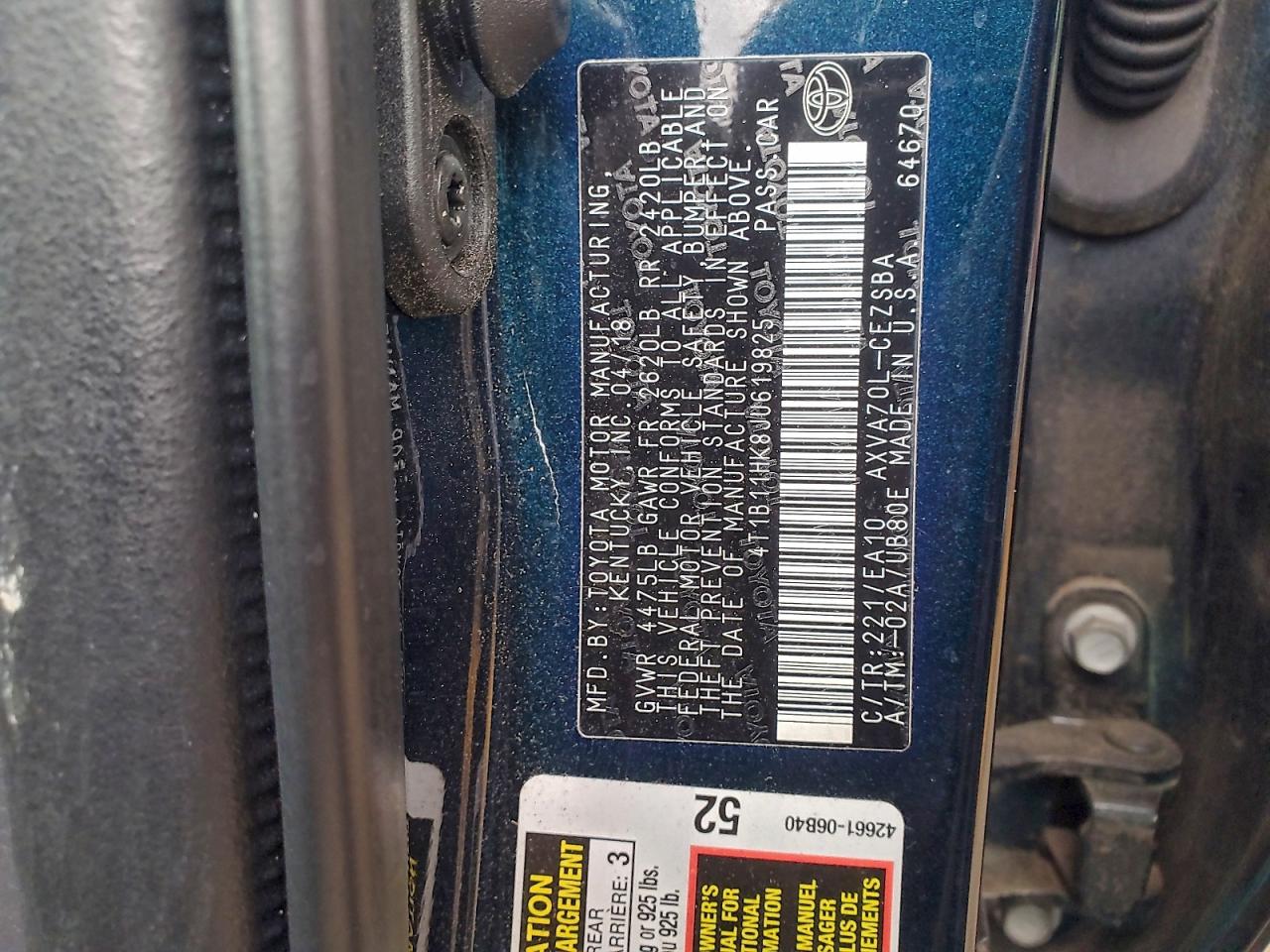 2018 TOYOTA CAMRY L photo 12