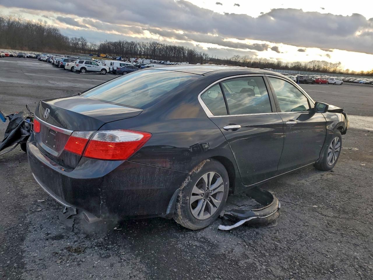 2015 HONDA ACCORD LX photo 3