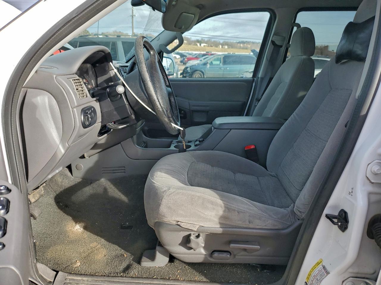2005 FORD EXPLORER XLT photo 19