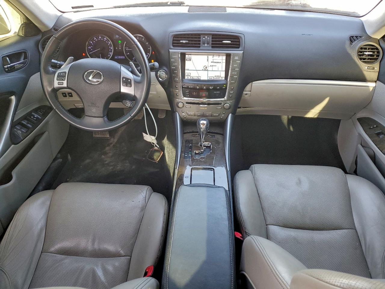 2012 LEXUS IS 250 photo 22