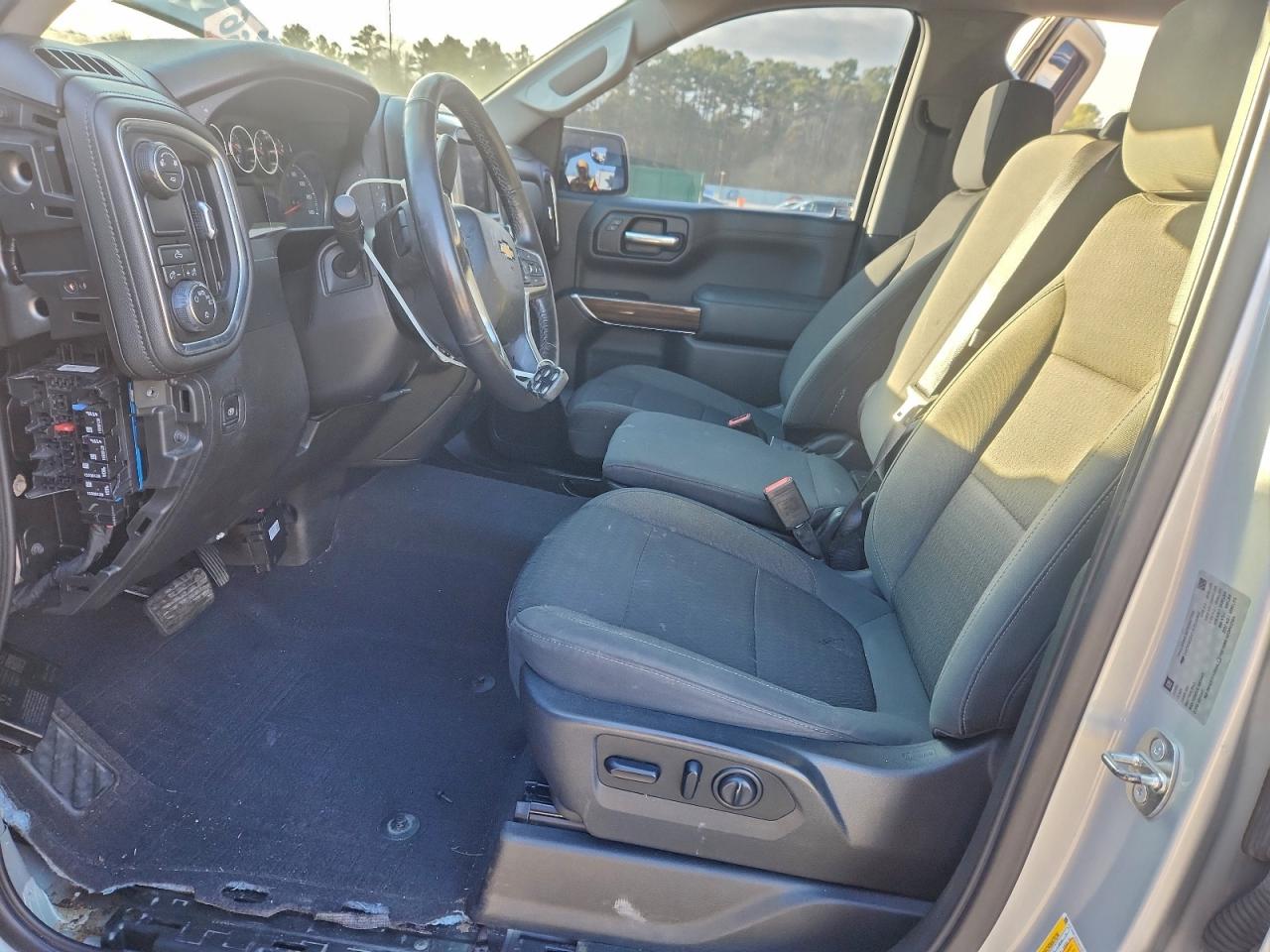 2019 CHEVROLET SILVERADO C1500 LT photo 7