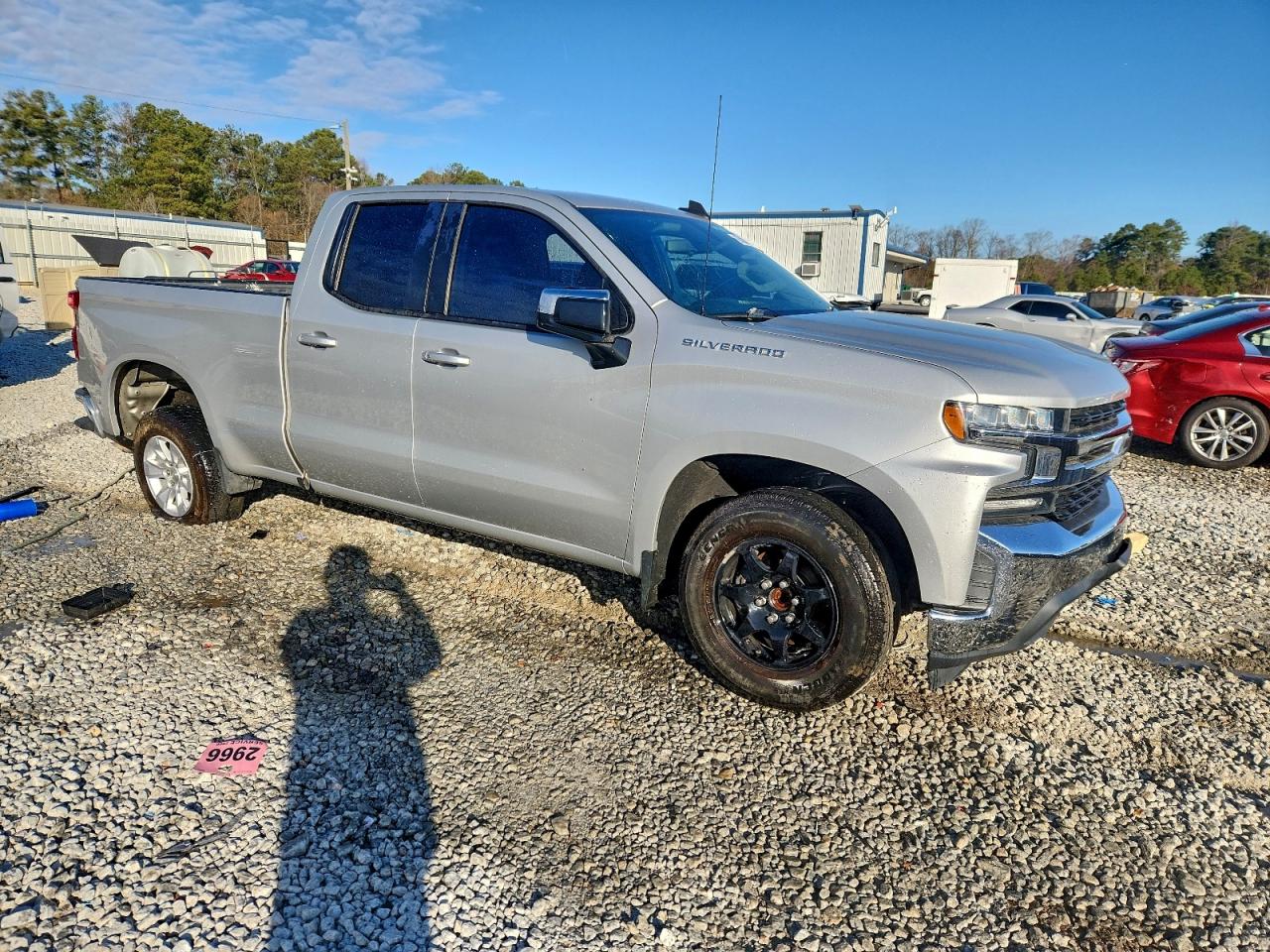 2019 CHEVROLET SILVERADO C1500 LT photo 4