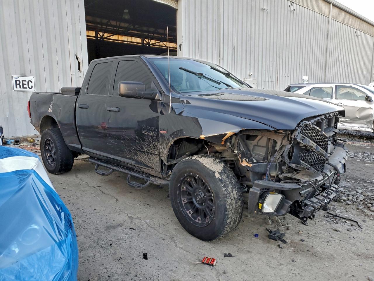 2018 RAM 1500 ST photo 4