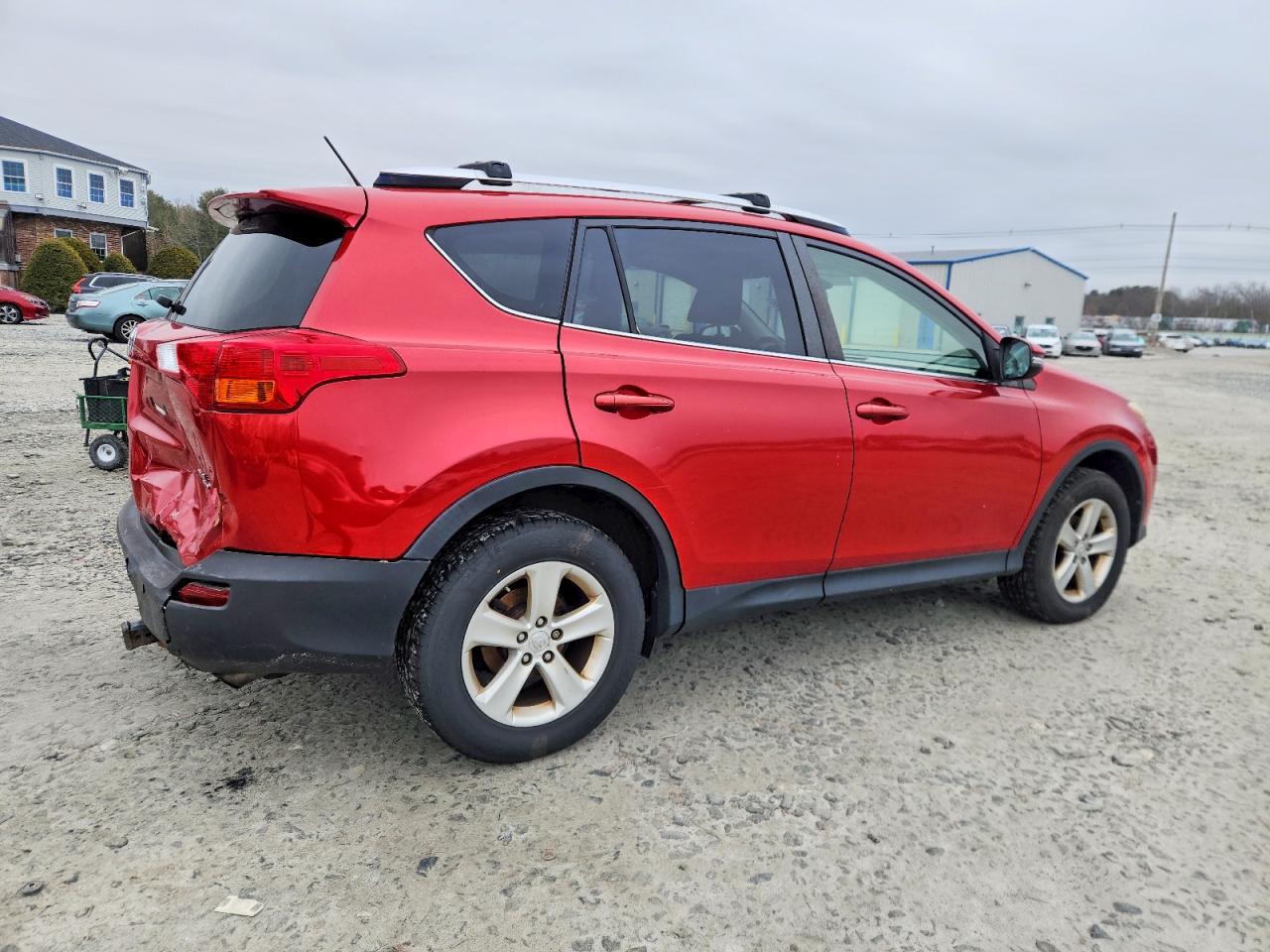 2014 TOYOTA RAV4 XLE photo 3