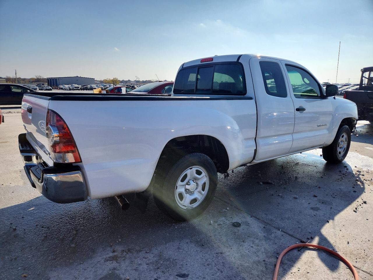 2009 TOYOTA TACOMA BASE photo 3
