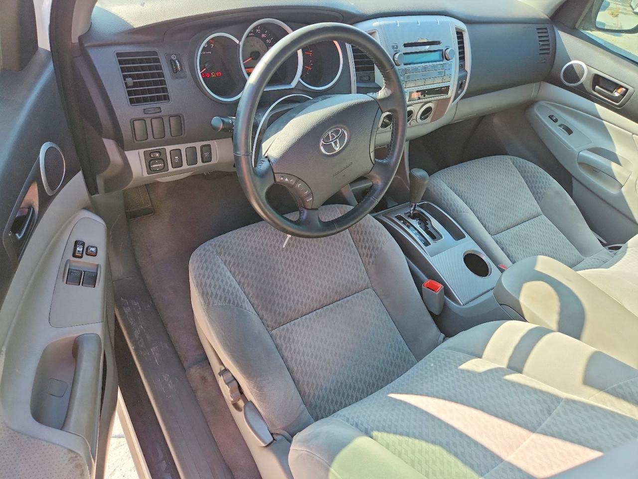 2009 TOYOTA TACOMA BASE photo 8