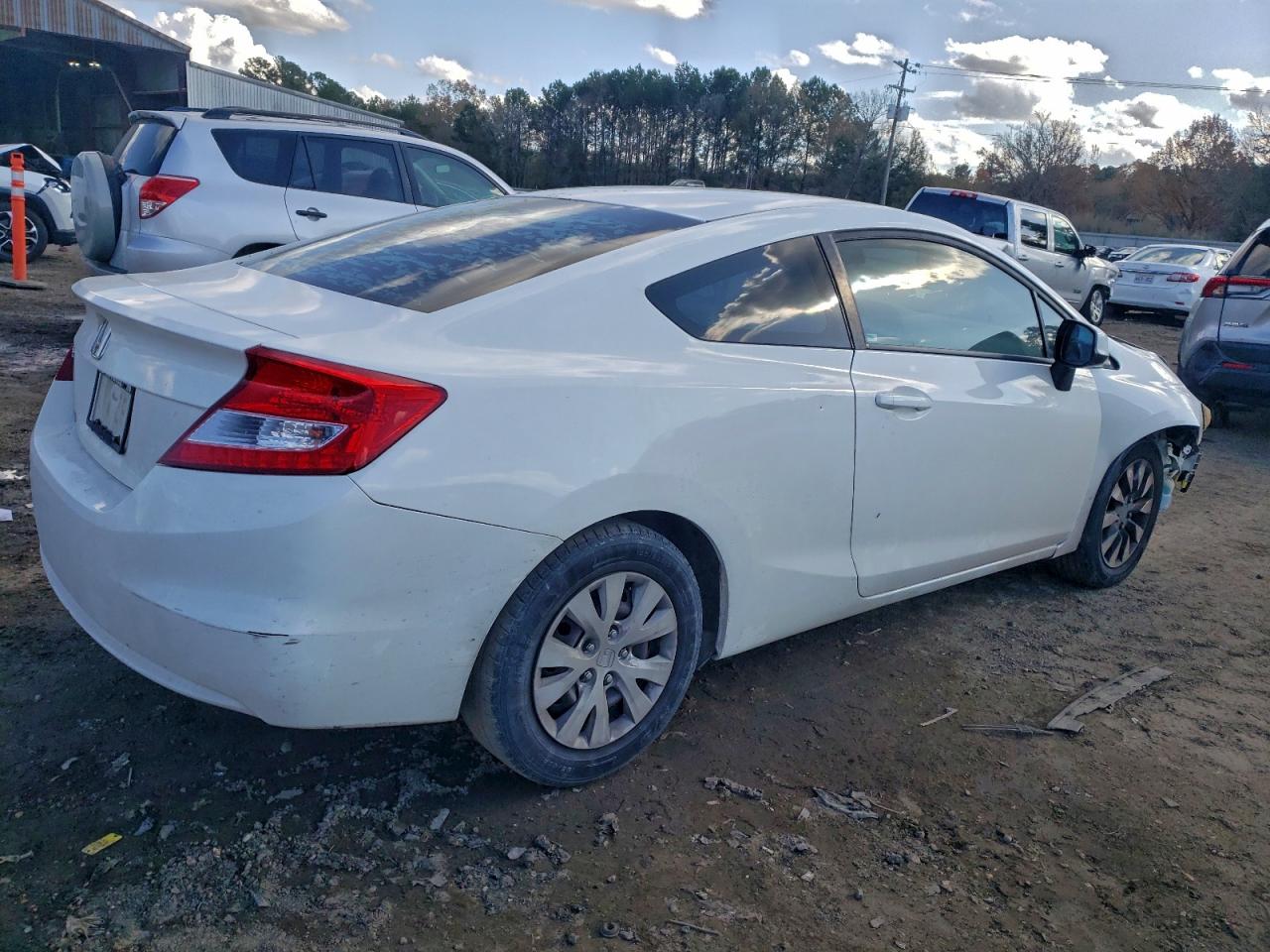 2012 HONDA CIVIC LX photo 3