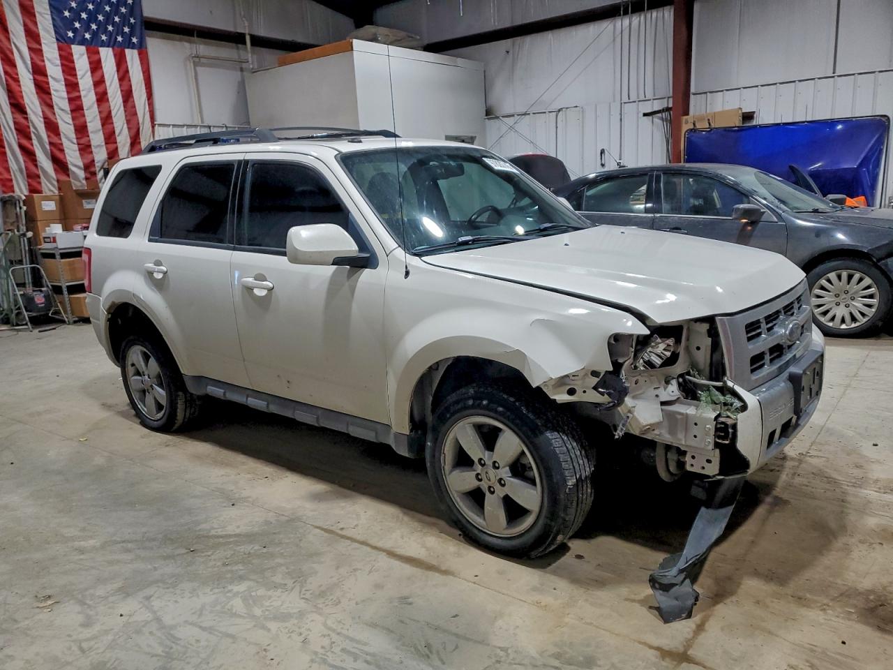2010 FORD ESCAPE LIMITED photo 4