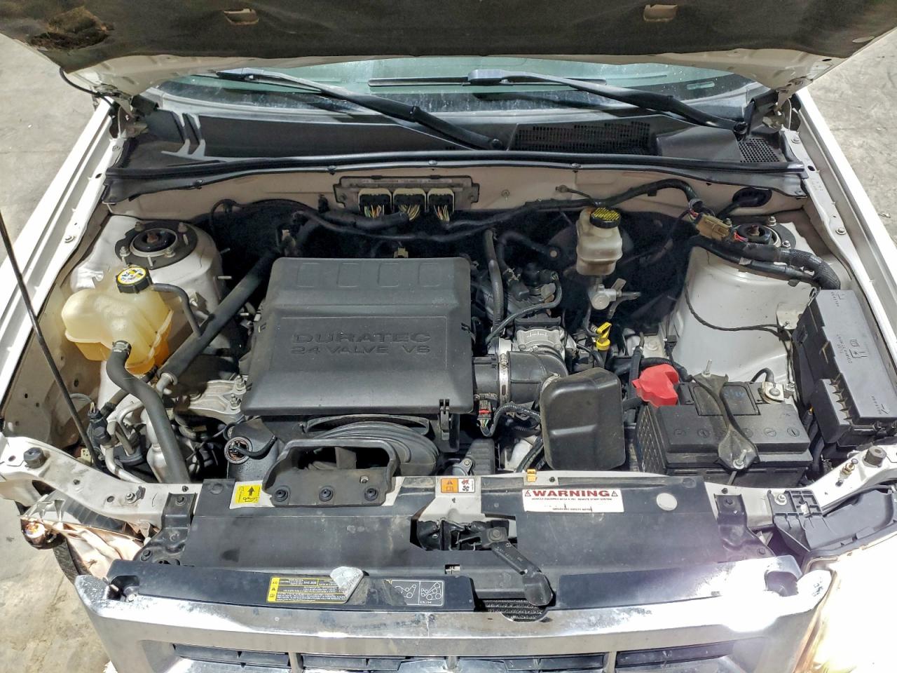 2010 FORD ESCAPE LIMITED photo 12