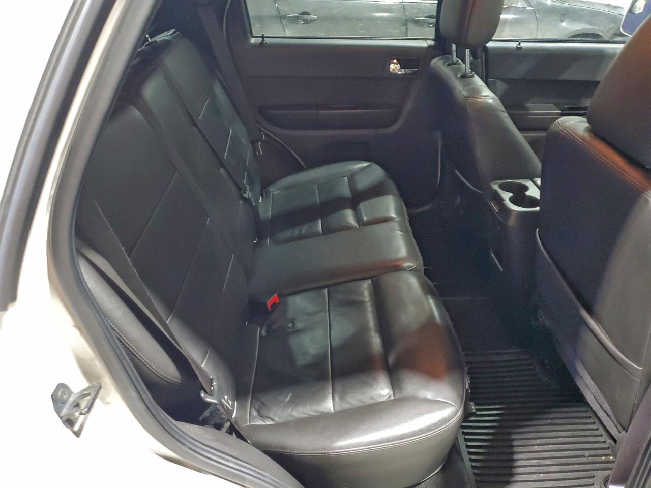 2010 FORD ESCAPE LIMITED photo 11