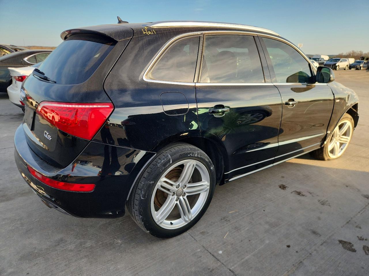 2011 AUDI Q5 PREMIUM PLUS photo 5