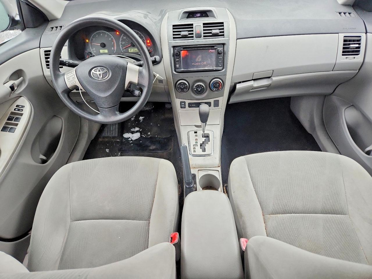 2013 TOYOTA COROLLA BASE photo 15