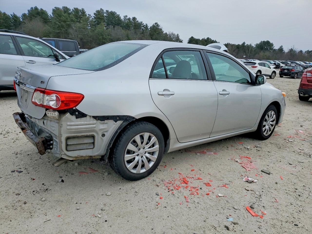 2013 TOYOTA COROLLA BASE photo 5