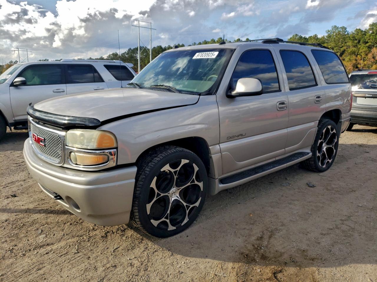 2004 GMC YUKON