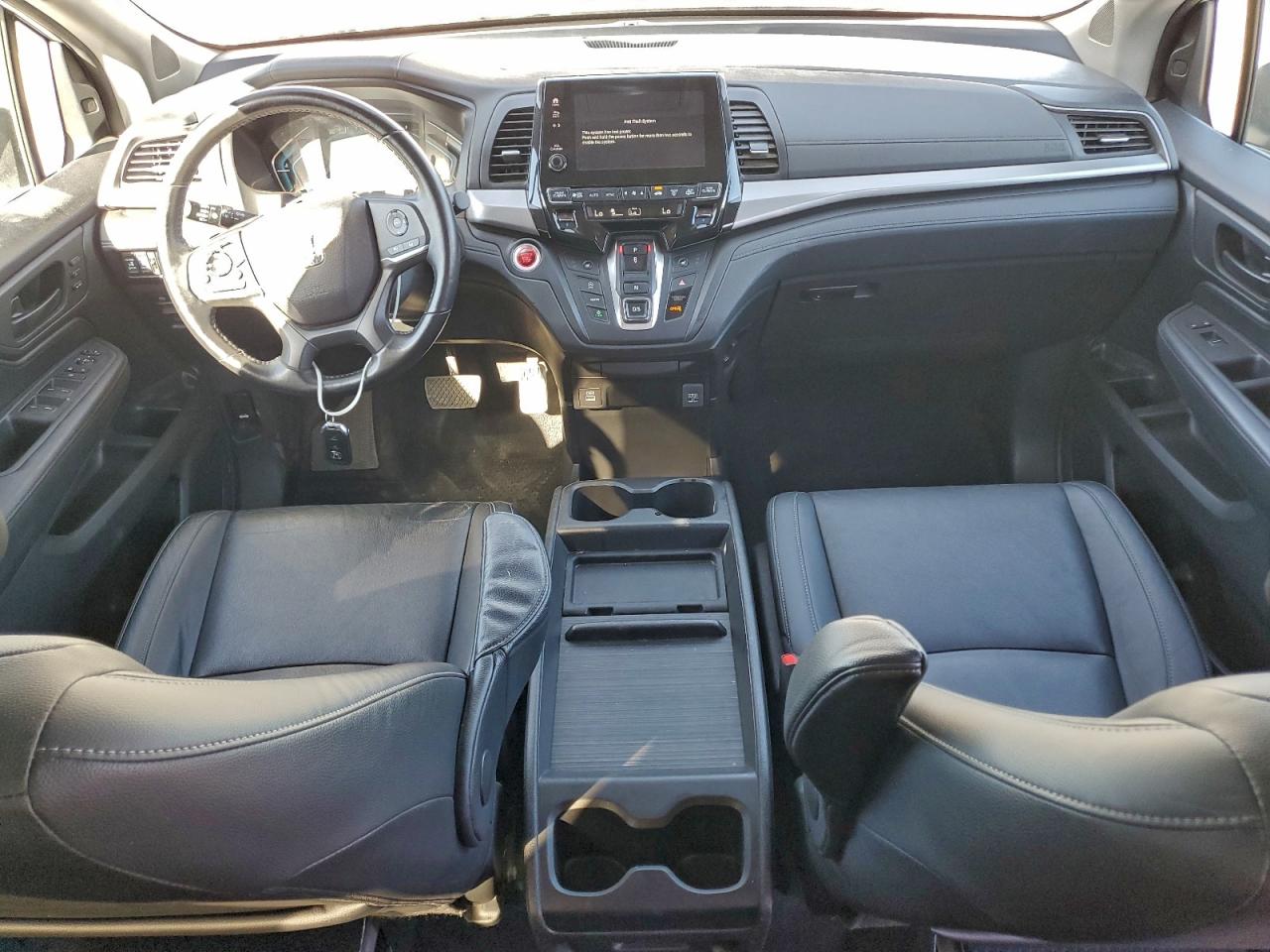 2024 HONDA ODYSSEY EXL photo 8