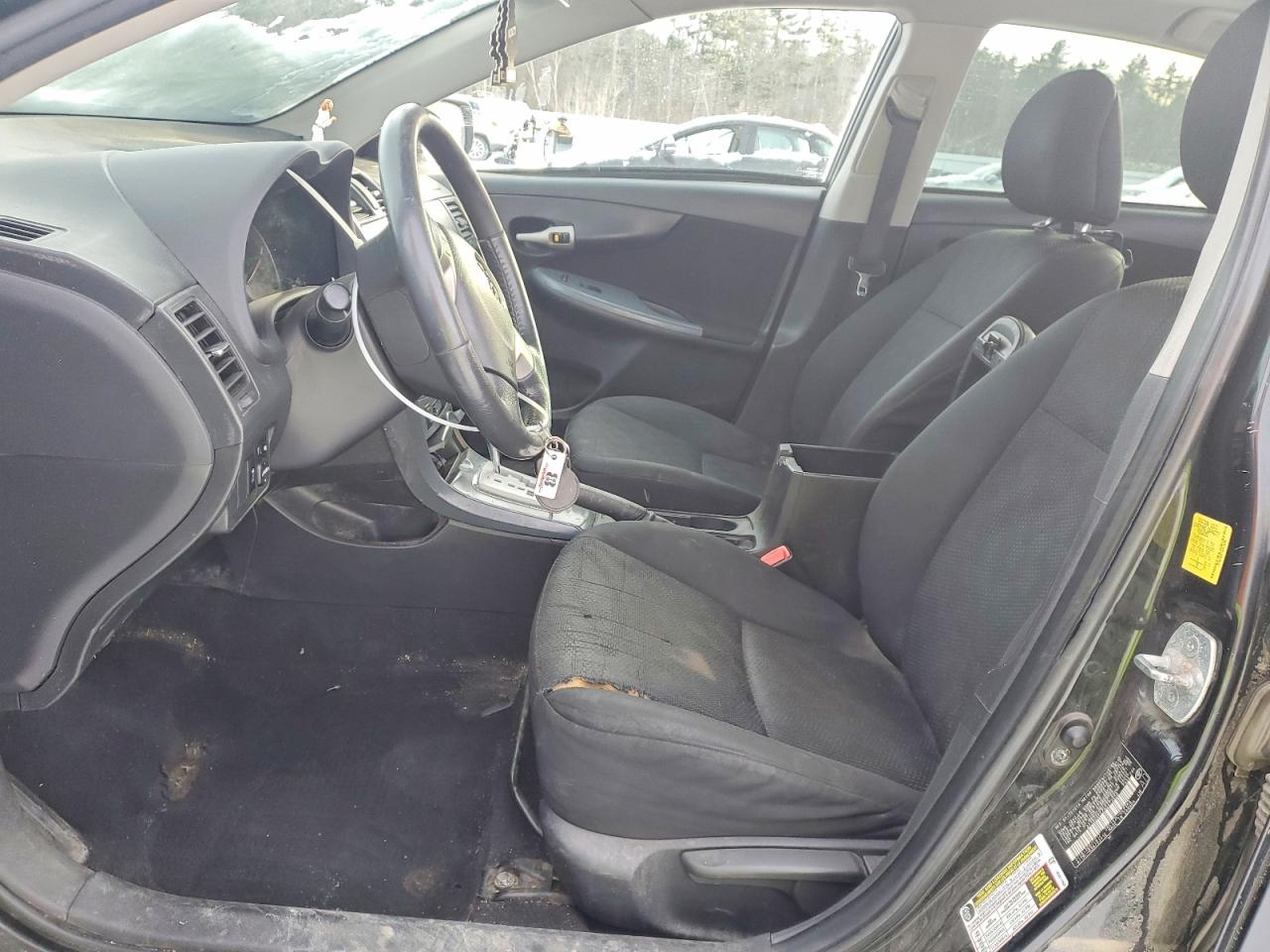 2010 TOYOTA COROLLA BASE photo 7