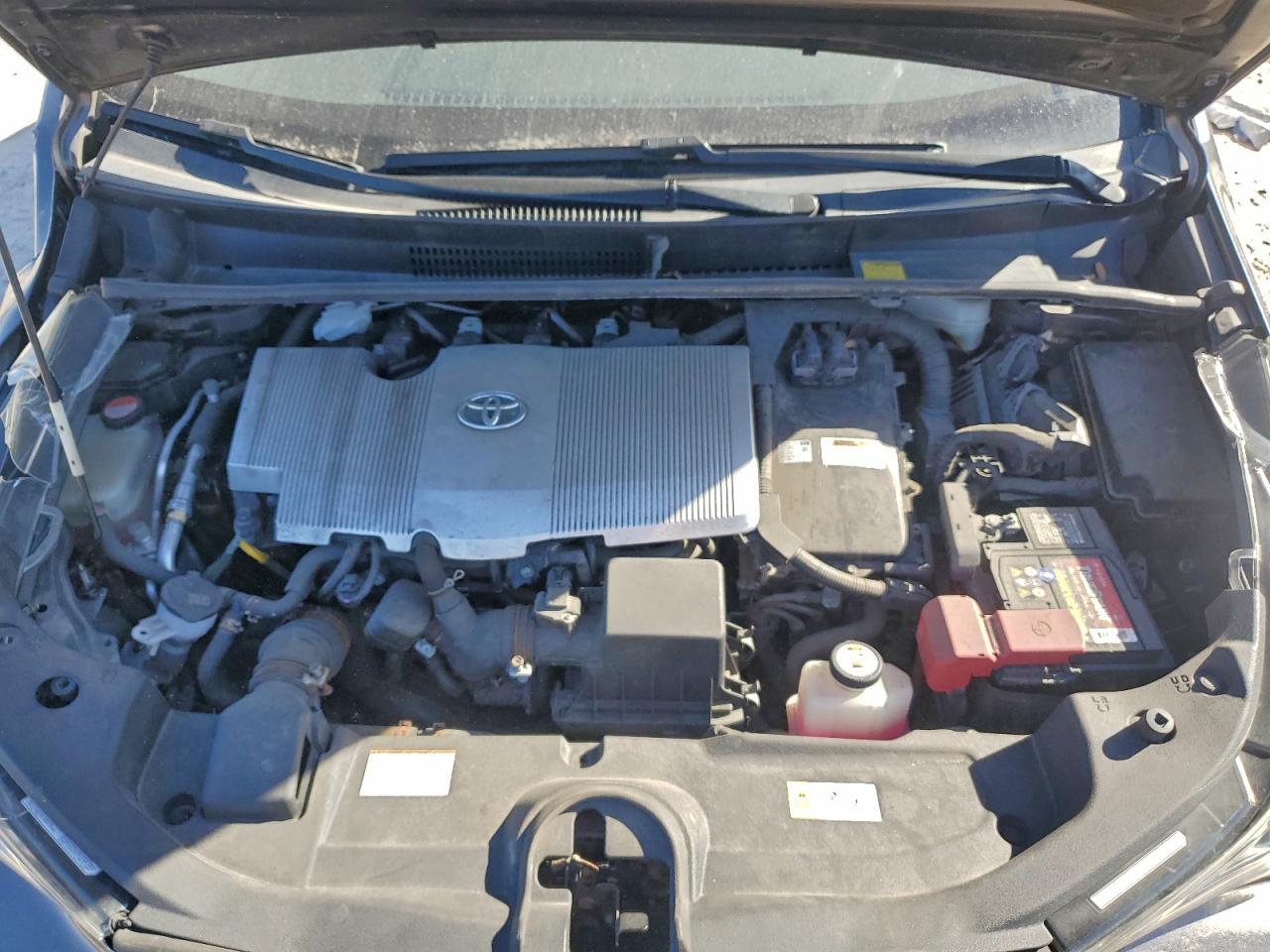 2016 TOYOTA PRIUS photo 11