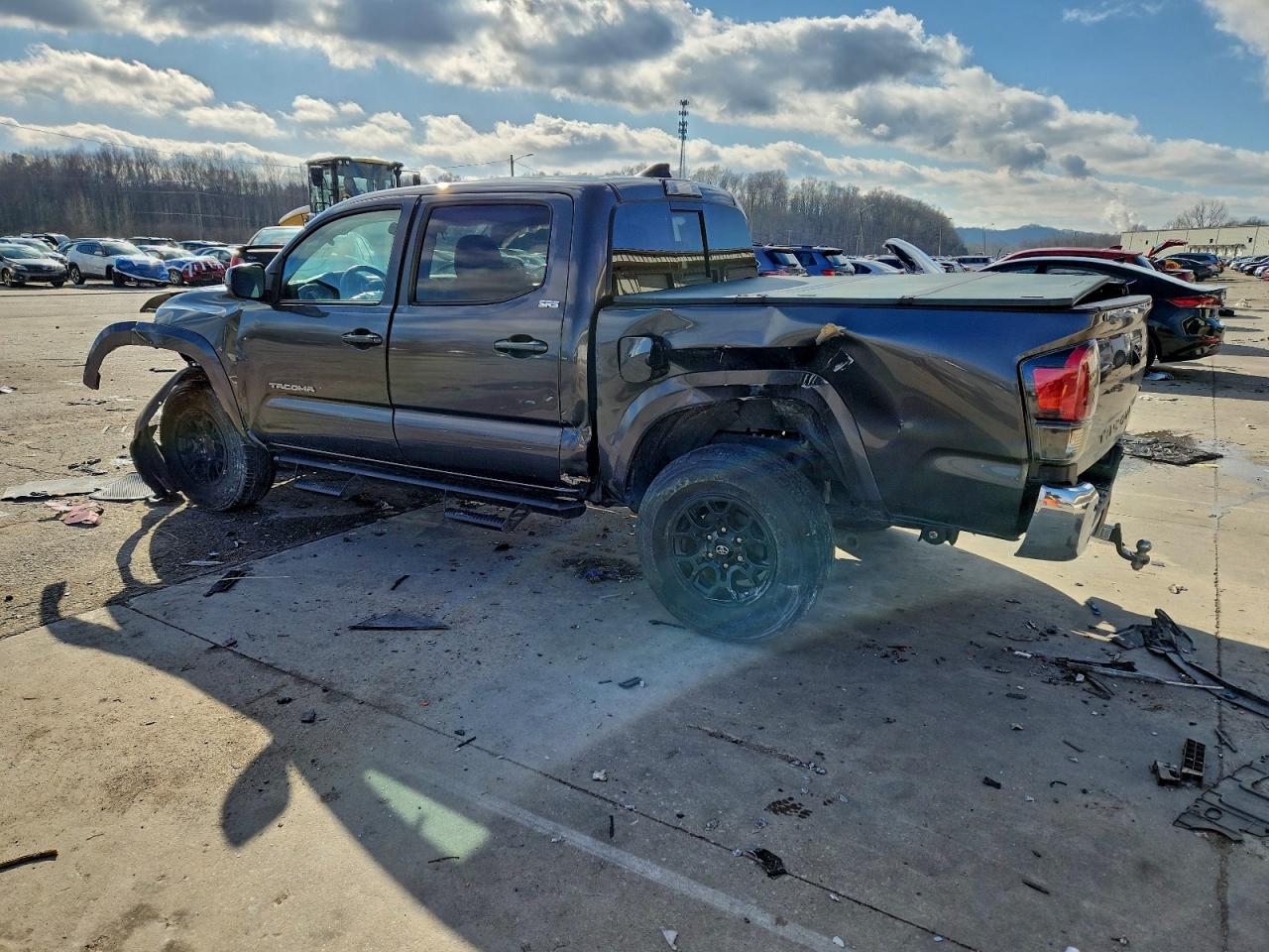 2019 TOYOTA TACOMA DOUBLE CAB photo 3