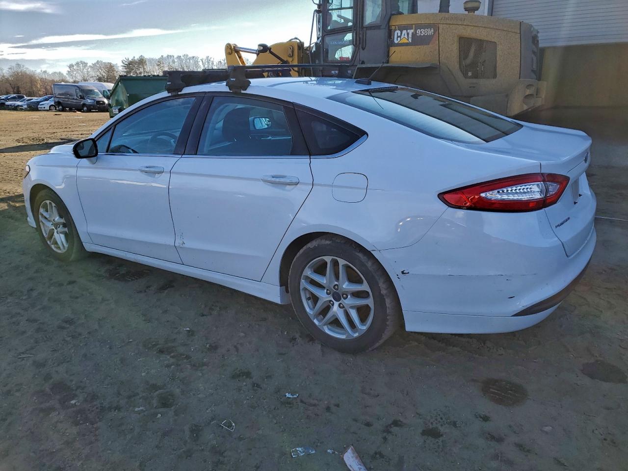 2014 FORD FUSION SE photo 2