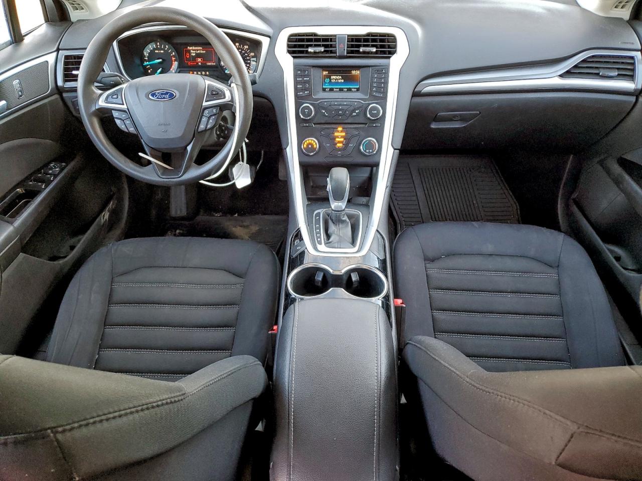 2014 FORD FUSION SE photo 8