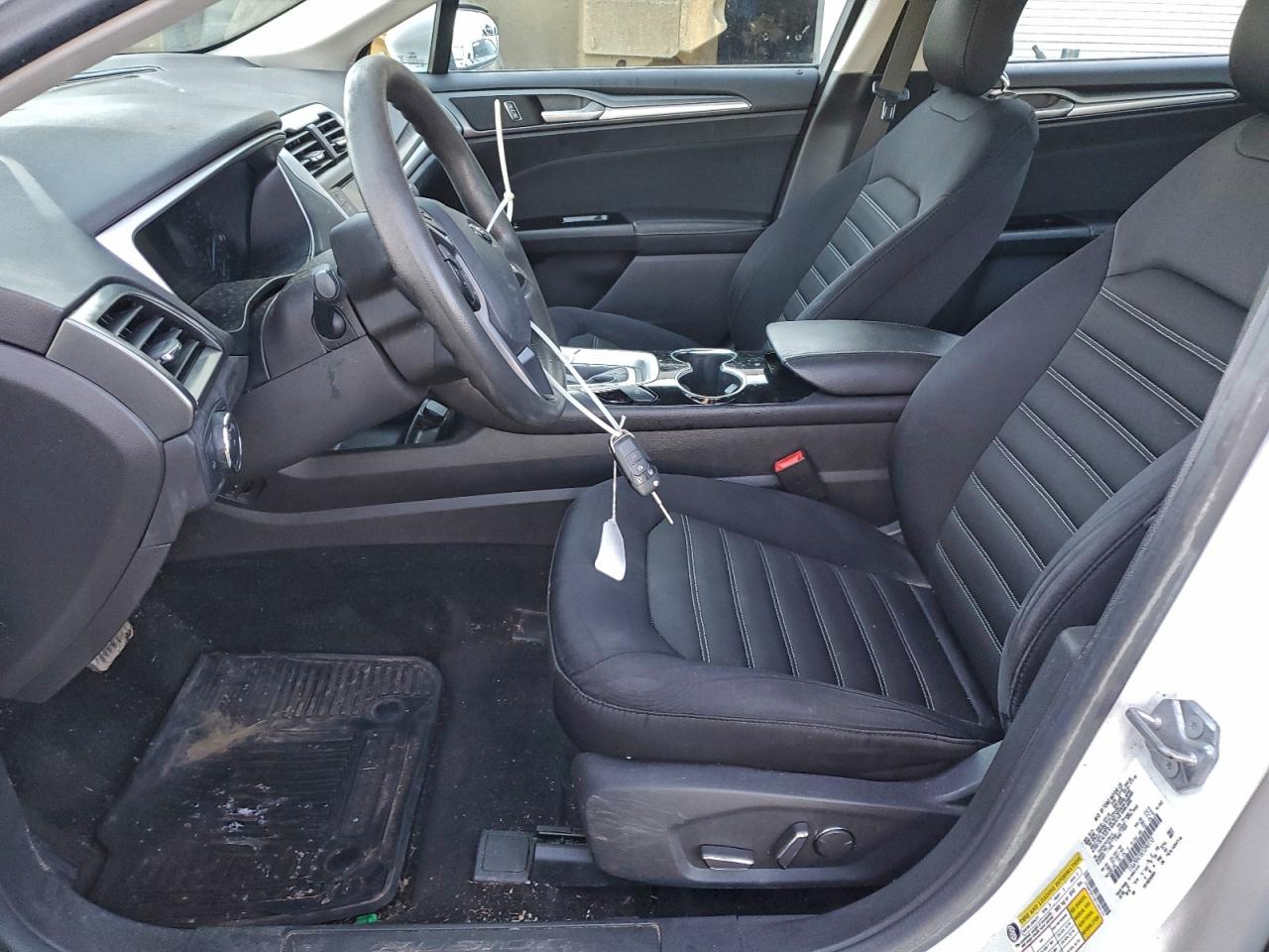 2014 FORD FUSION SE photo 7