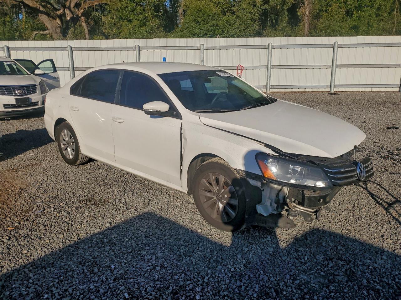 2012 VOLKSWAGEN PASSAT S photo 4