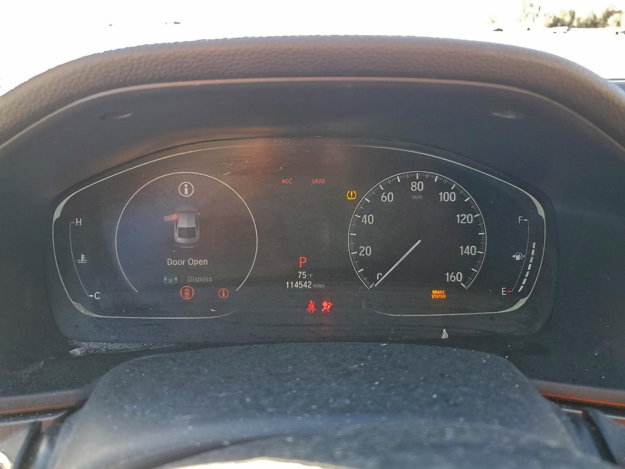 2018 HONDA ACCORD LX photo 9