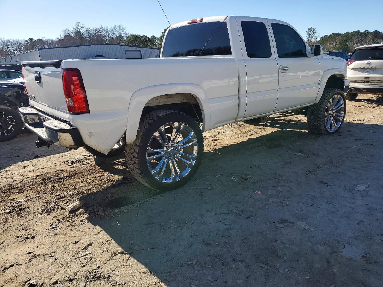 2007 CHEVROLET SILVERADO K1500 CLASSIC photo 4
