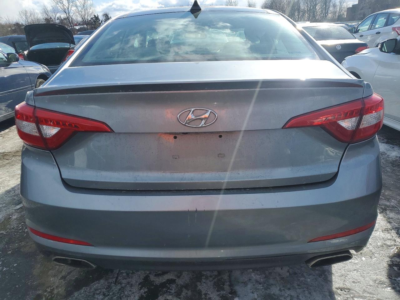 2015 HYUNDAI SONATA SPORT photo 6