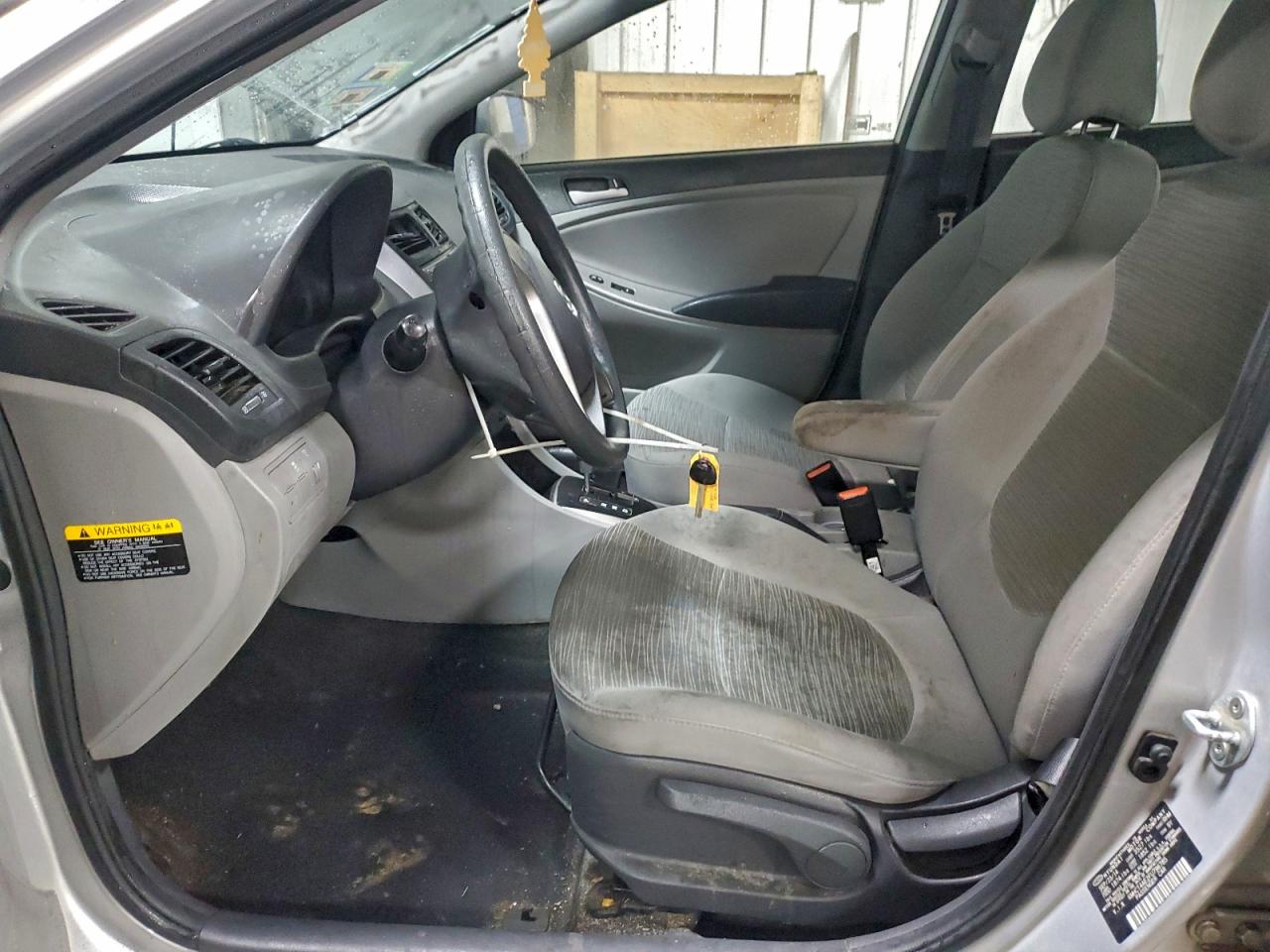 2015 HYUNDAI ACCENT GLS photo 7