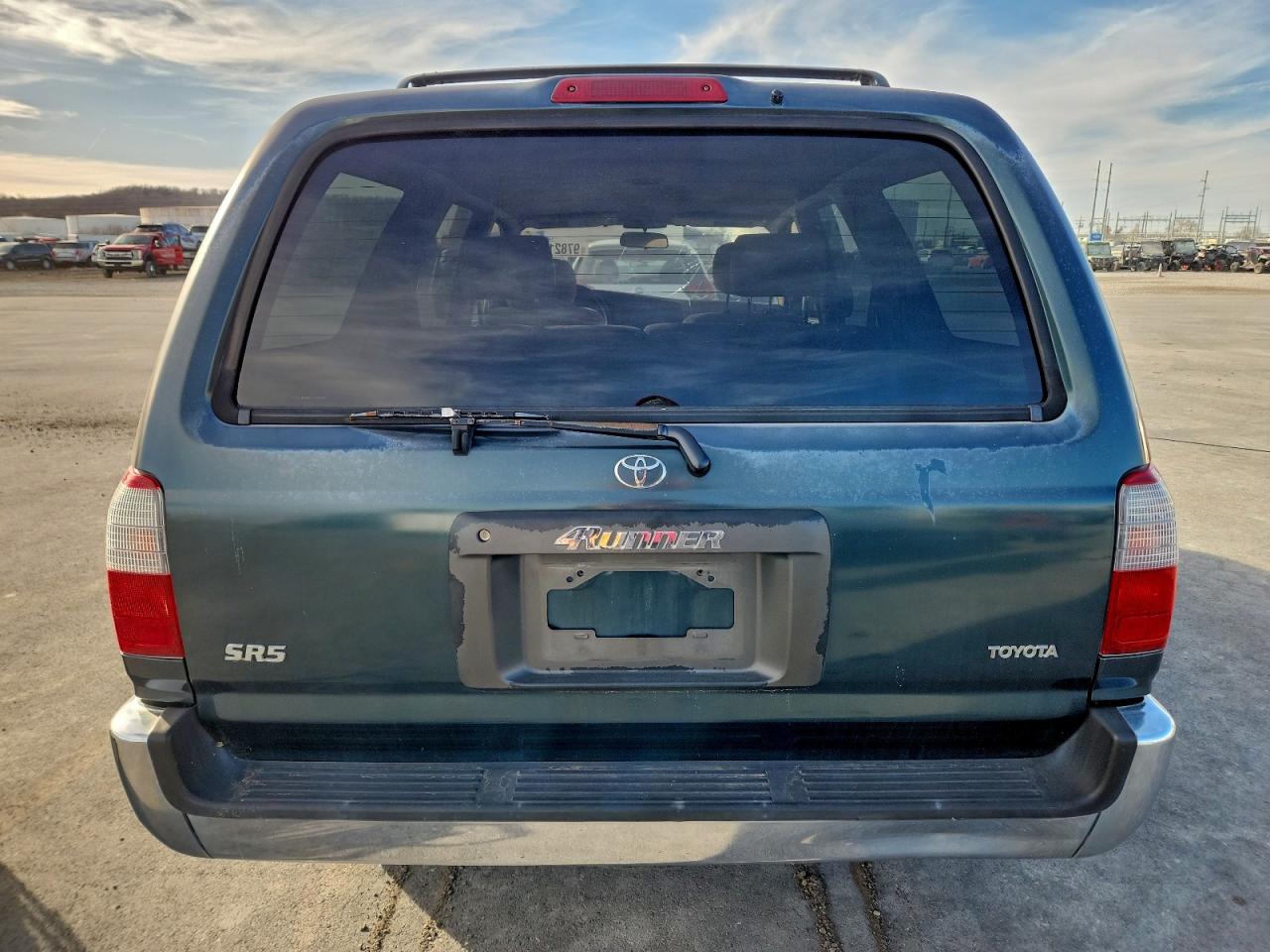 1996 TOYOTA 4RUNNER SR5 photo 6