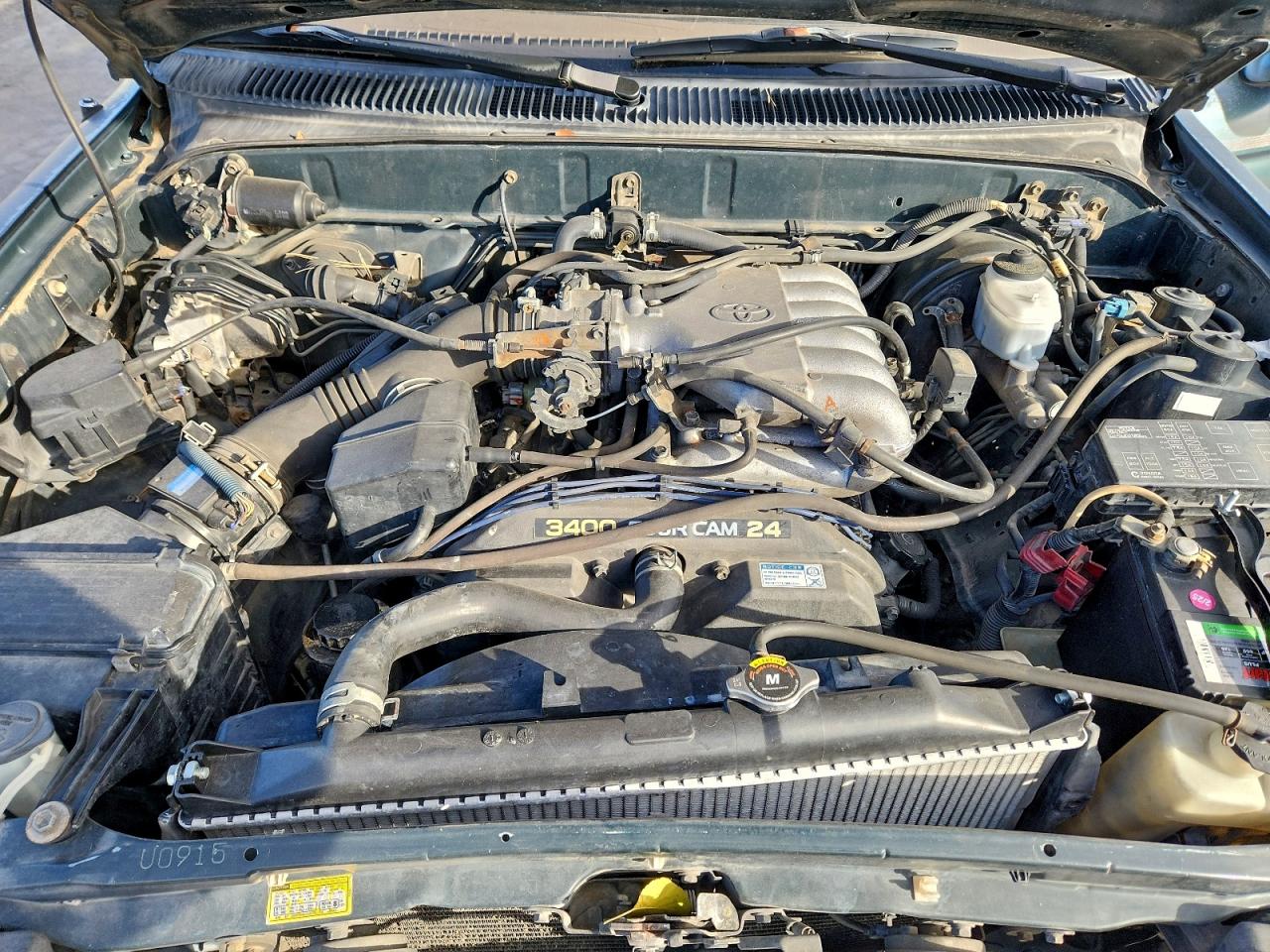 1996 TOYOTA 4RUNNER SR5 photo 12