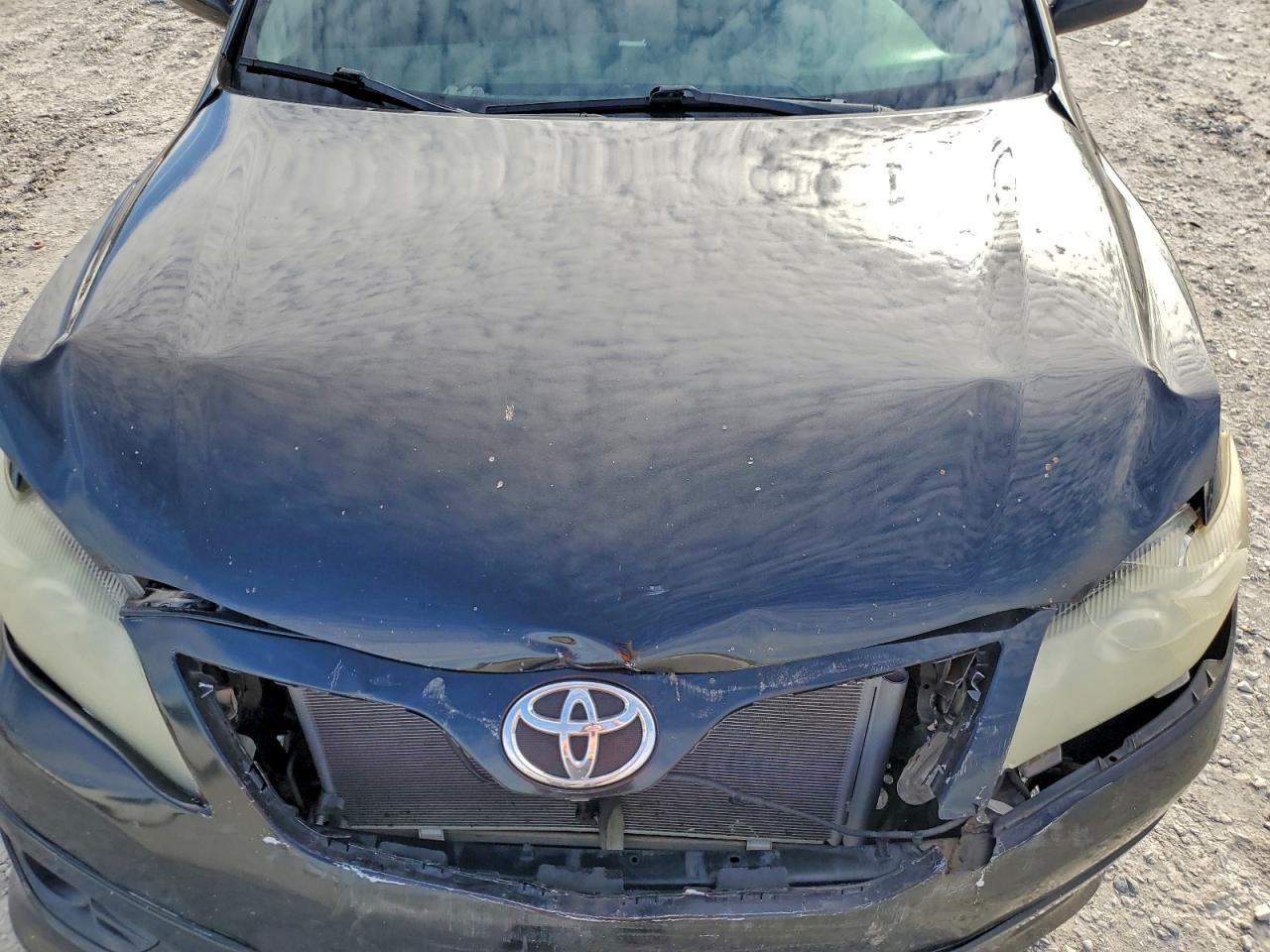 2011 TOYOTA CAMRY BASE photo 11