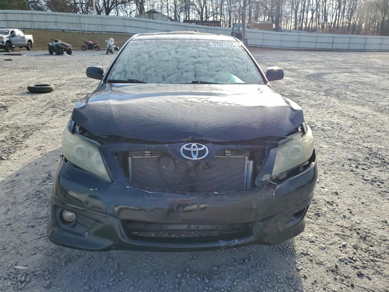 2011 TOYOTA CAMRY BASE photo 5