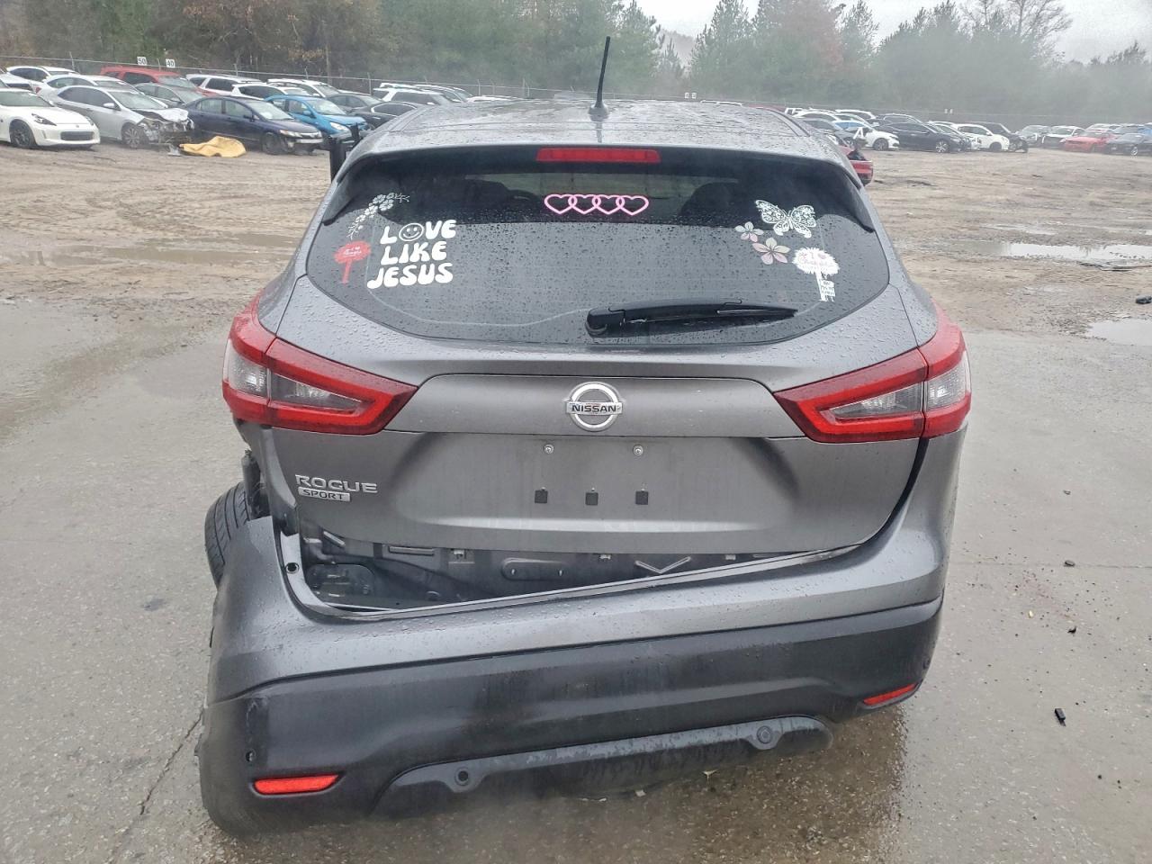 2020 NISSAN ROGUE SPORT S photo 6