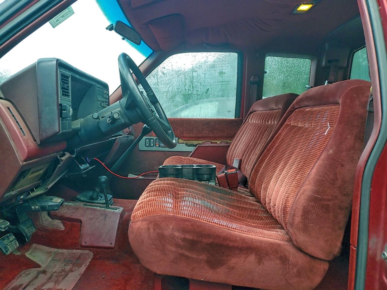 1991 CHEVROLET GMT-400 K1500 photo 7