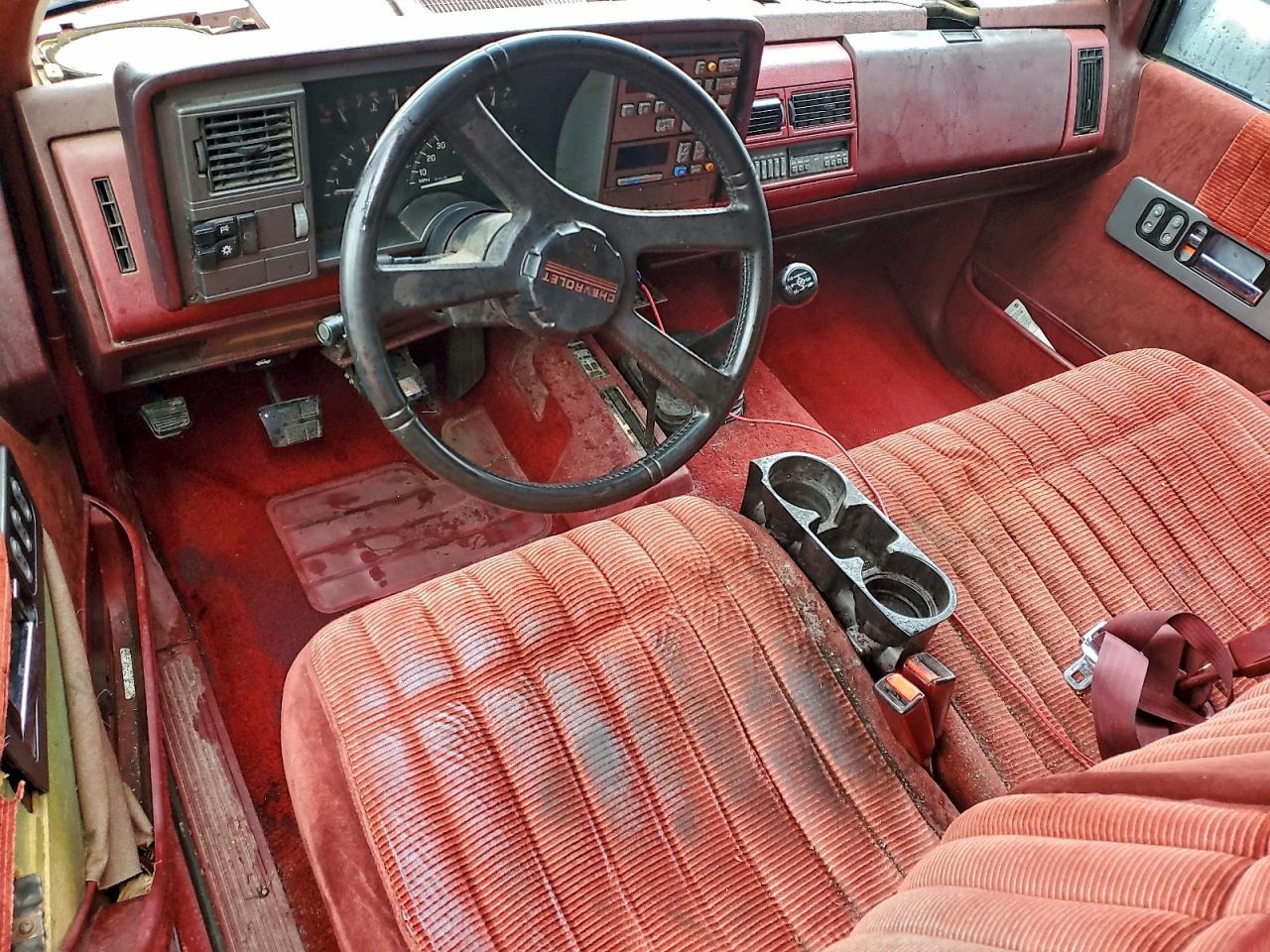 1991 CHEVROLET GMT-400 K1500 photo 8