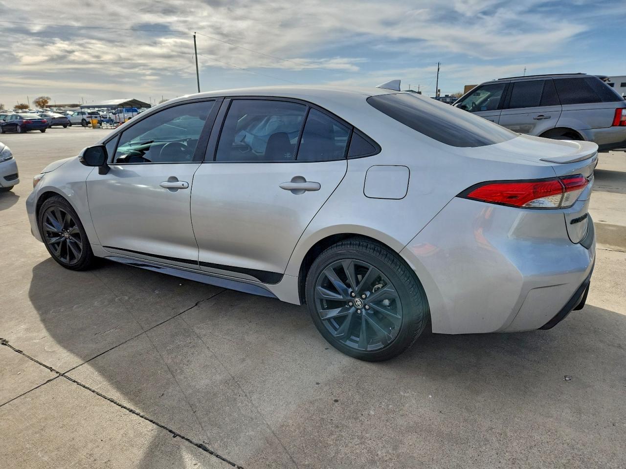 2023 TOYOTA COROLLA SE photo 4