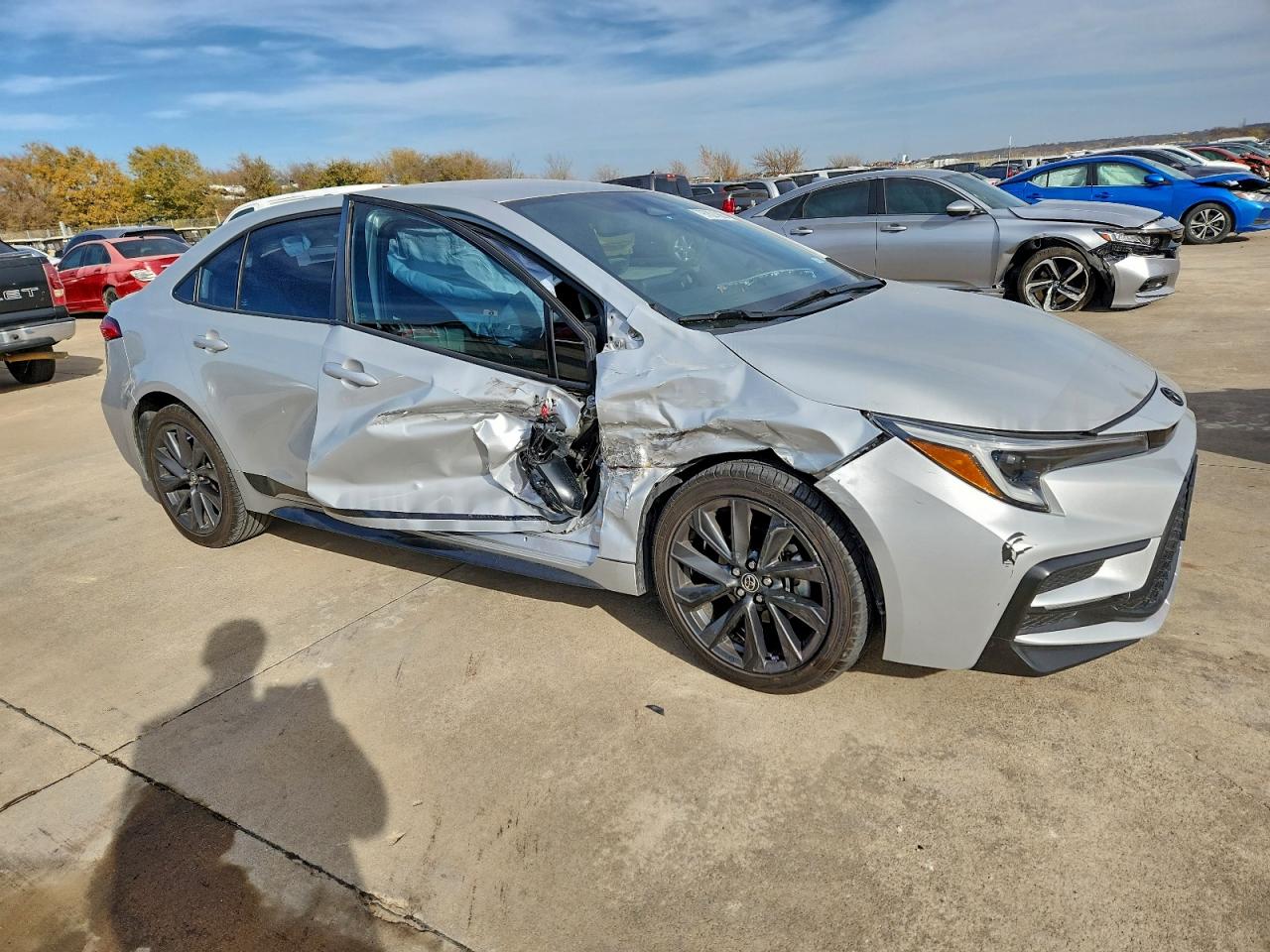 2023 TOYOTA COROLLA SE photo 10