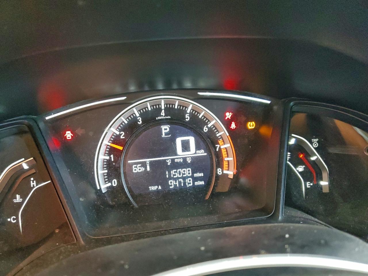 2017 HONDA CIVIC LX photo 9