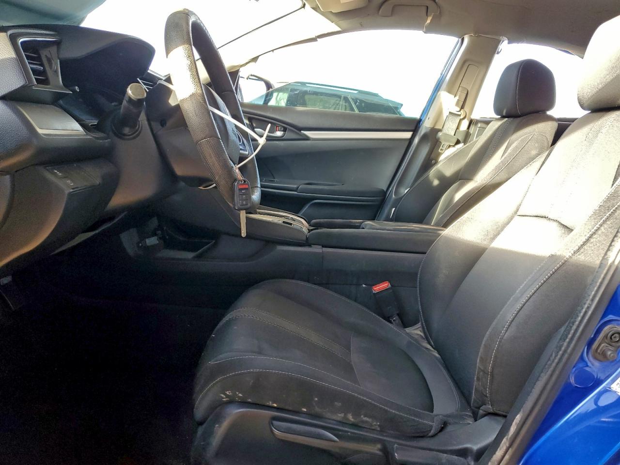 2017 HONDA CIVIC LX photo 7