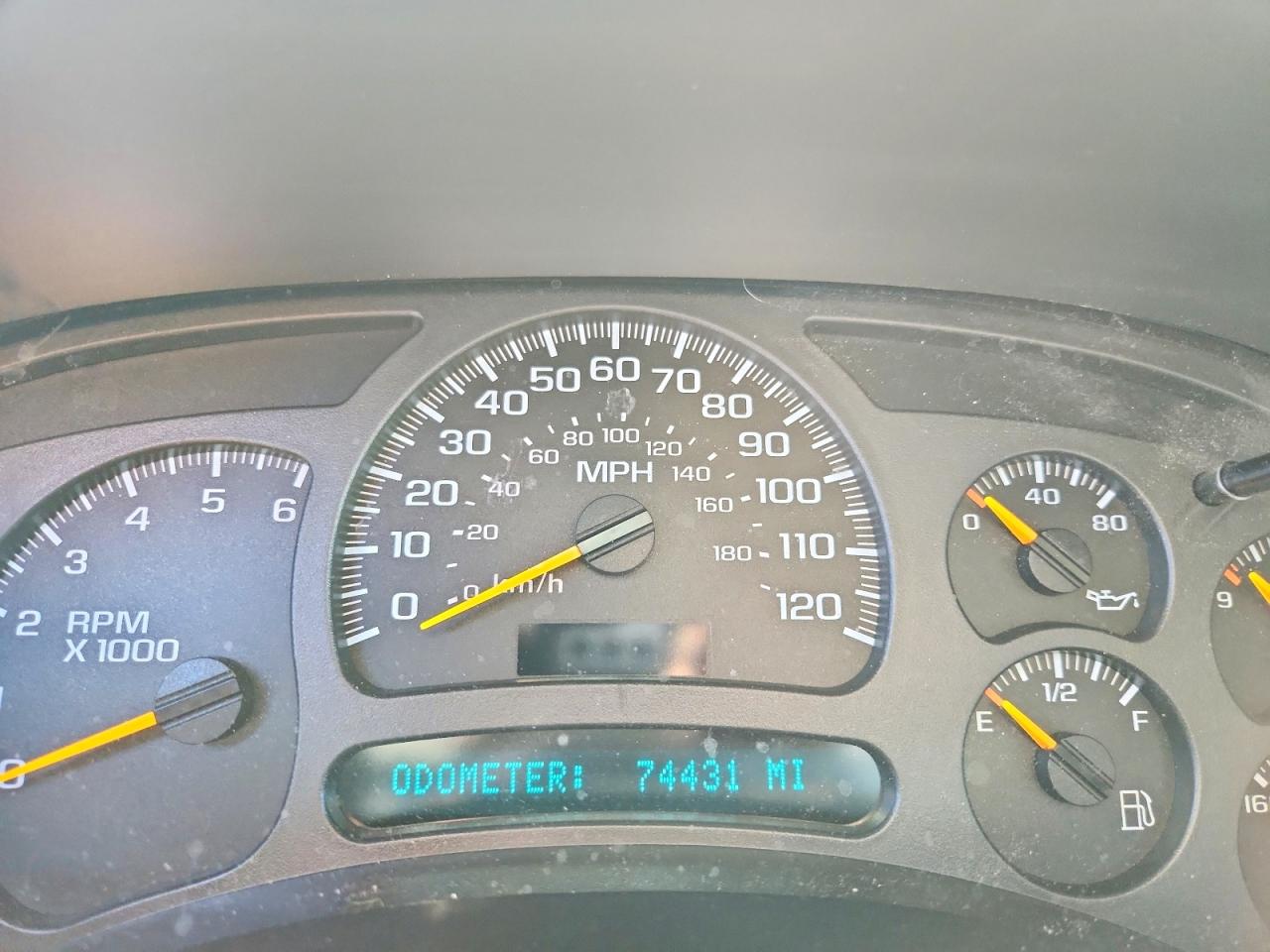 2003 CHEVROLET SUBURBAN K1500 photo 17