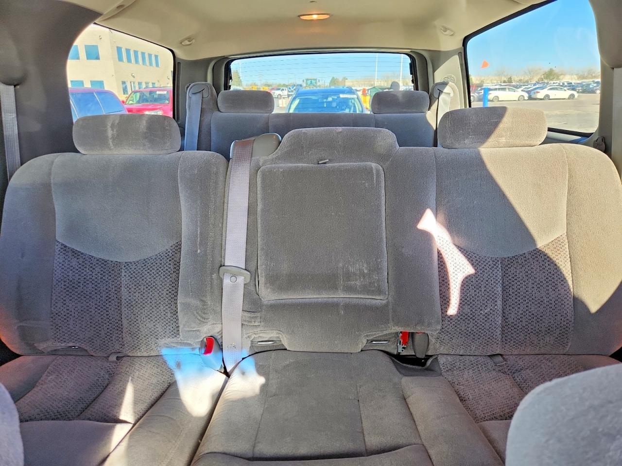 2003 CHEVROLET SUBURBAN K1500 photo 19