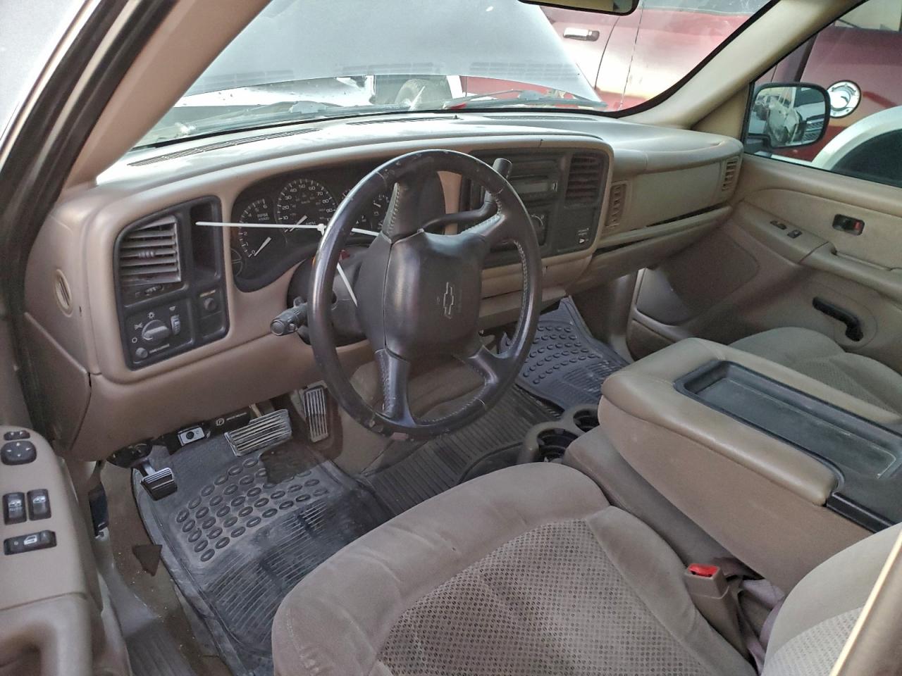 2002 CHEVROLET SILVERADO C1500 photo 8