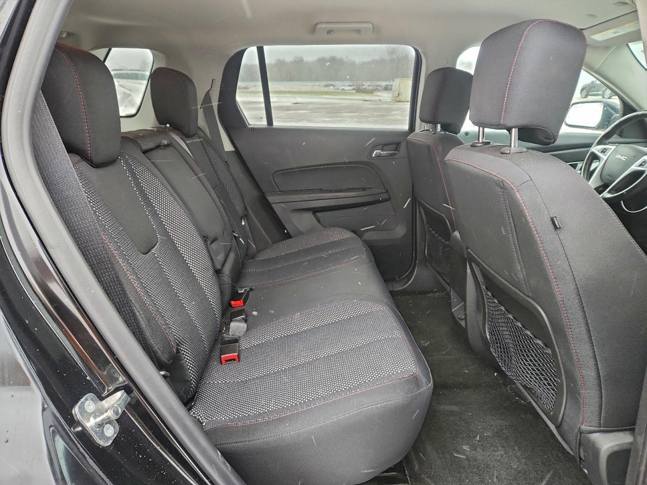 2017 GMC TERRAIN SLE photo 11