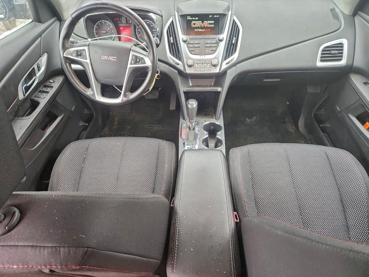 2017 GMC TERRAIN SLE photo 8
