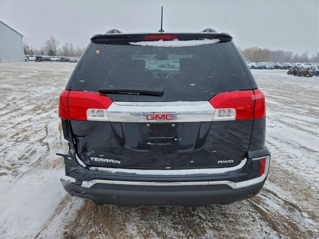 2017 GMC TERRAIN SLE photo 6